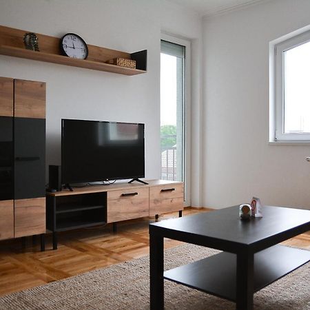 Crown Apartment 2 スボティツァ エクステリア 写真