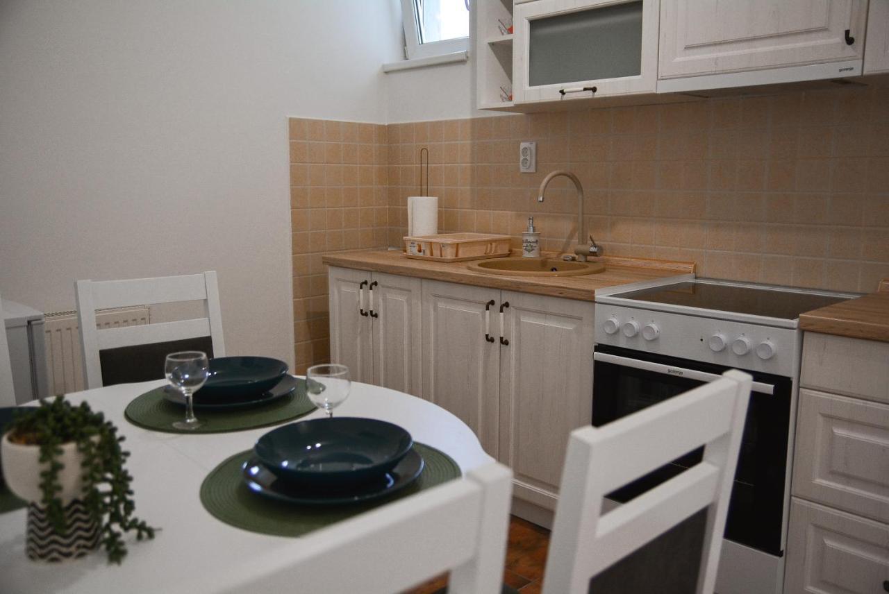 Crown Apartment 2 スボティツァ エクステリア 写真
