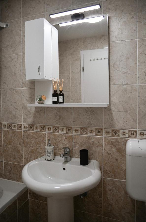 Crown Apartment 2 スボティツァ エクステリア 写真